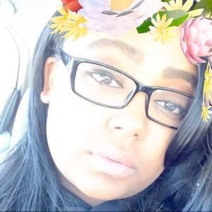 Meet your Posher, Nyla